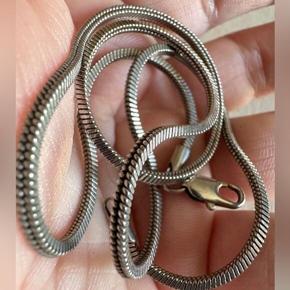 Unmarked Silver-Tone Snake Chain Necklace - 18” - Picture 14 of 16